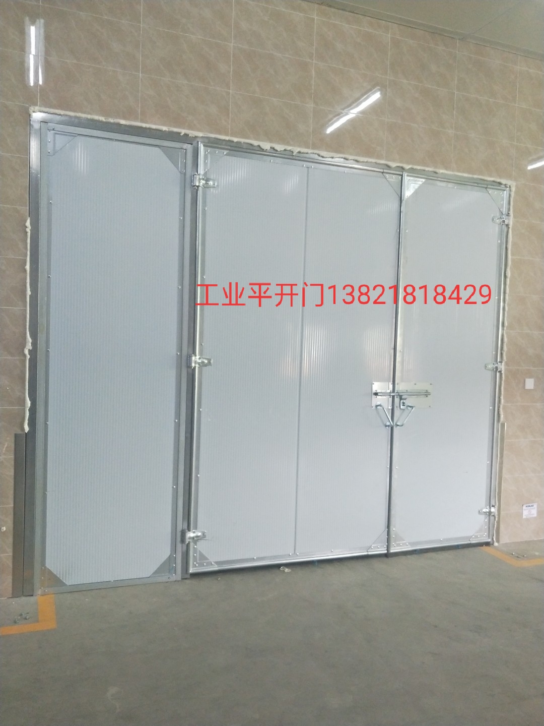 工业平开门
